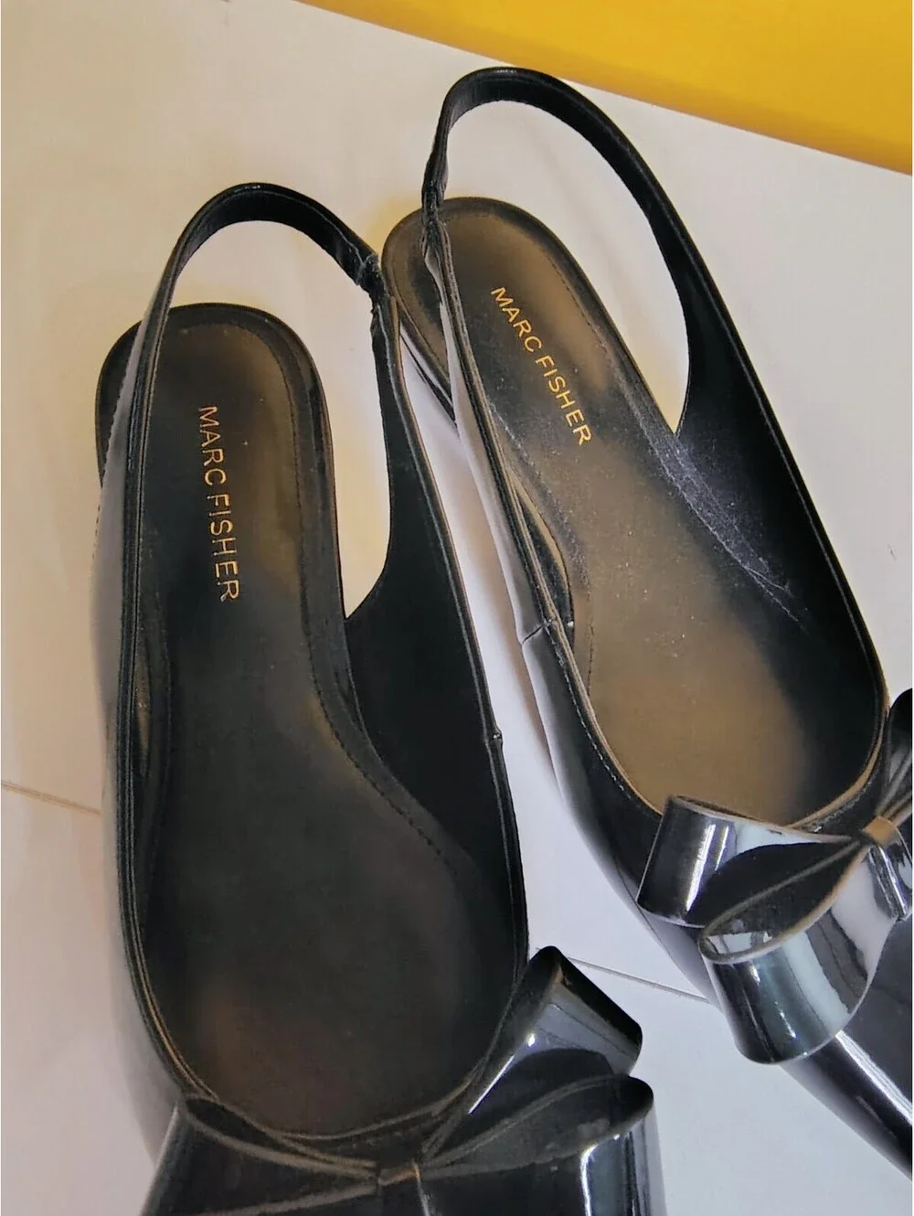 Marc Fisher Kerrey Slingback Flats Womens 7.5 M Black Patent Bow Pointed Toe